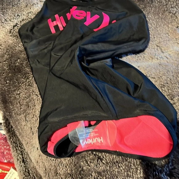 Hurley Max black pink One-Piece Swimsuit New Sz 14 - Picture 7 of 9